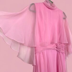 Vintage Miss Elliette California bubblegum pink 70s chiffon dress